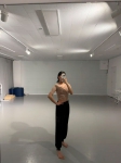 テクニカルな動きでも全く制限がなく、普通のスポーツブランドのアクティブウェアとは違う感じがします！
