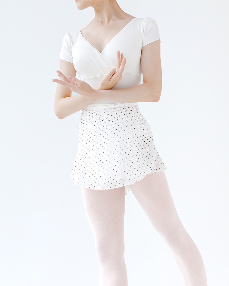 ハートトットスカート・オフホワイト [heart Dot Skirt-Off-white] Korea