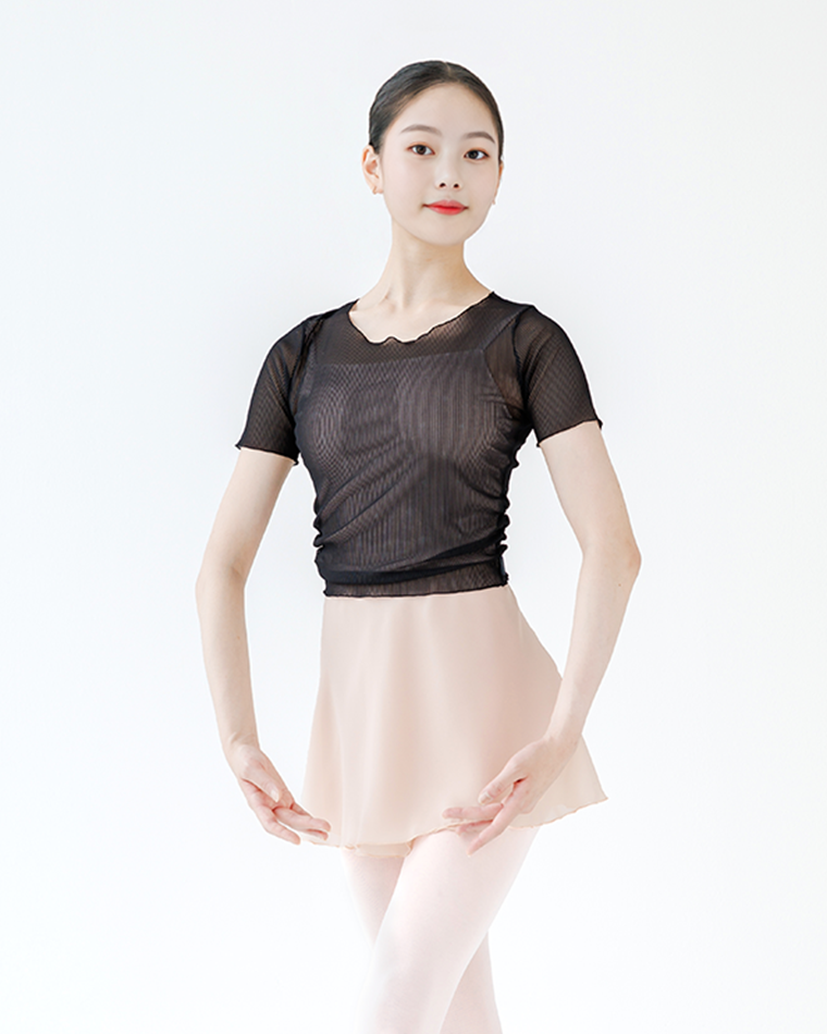 ラインメッシュトップ・ブラック [line mesh top-Black]