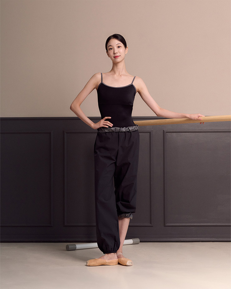 ブリーズウォームアップパンツ【ディープブラック】Breeze Warm-up Pants [Deep Black]  Korea